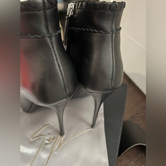 Giuseppe Zanotti ankle boots - Picture 7 of 15